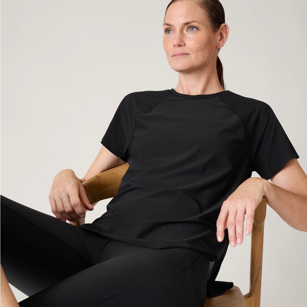 Athleta Black Short Sleeve Tee